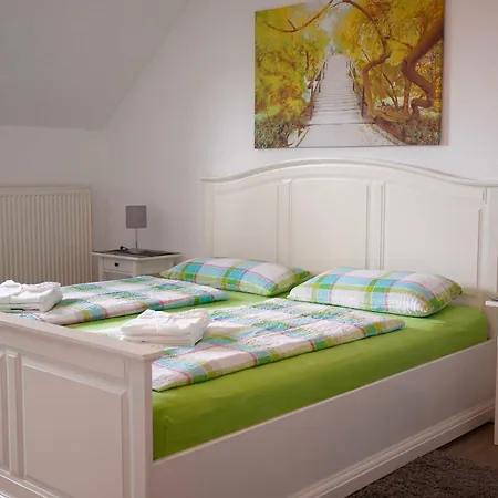 Apartment Ferienwohnung-herbolzheim